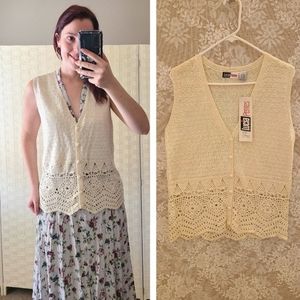 Vintage Lucia Petites Eggshell Cream White Crochet Vest Top 90s Button Cottage